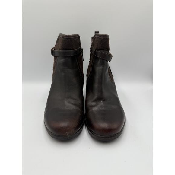 UGG Emalie Stout Brown Leather Bootie Boots Sherpa Insole Women's 7 S/N 1005286 - Picture 2 of 13